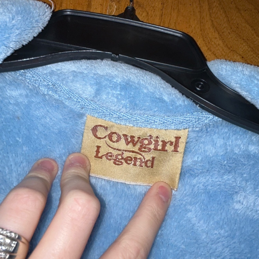 Cowgirl Legend Size Medium Women’s Light Blue Soft Fuzzy Zip Up Pockets Jacket - Picture 3 of 7